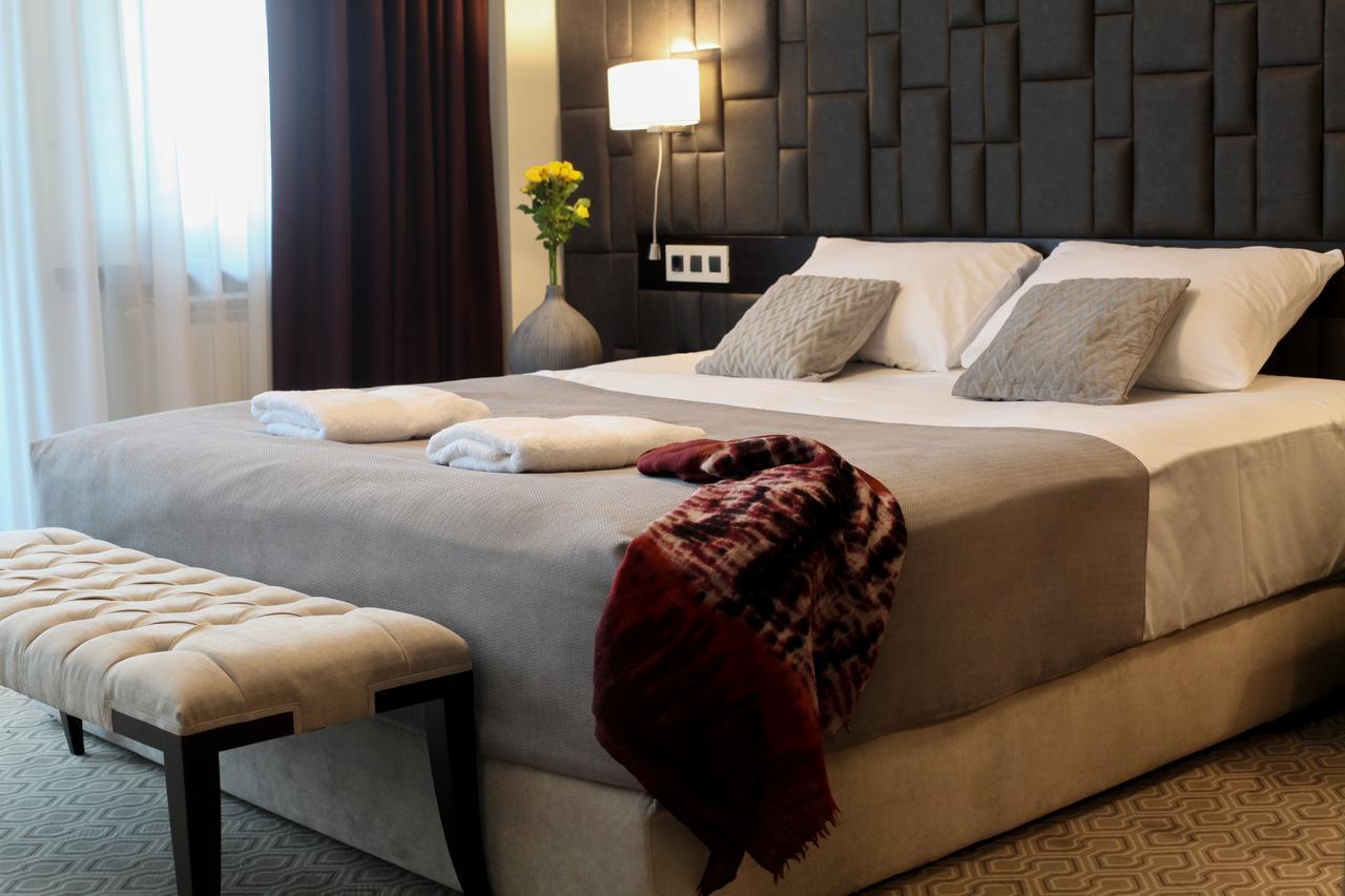 Hotel Orhideea Negresti-Oas Zewnętrze zdjęcie